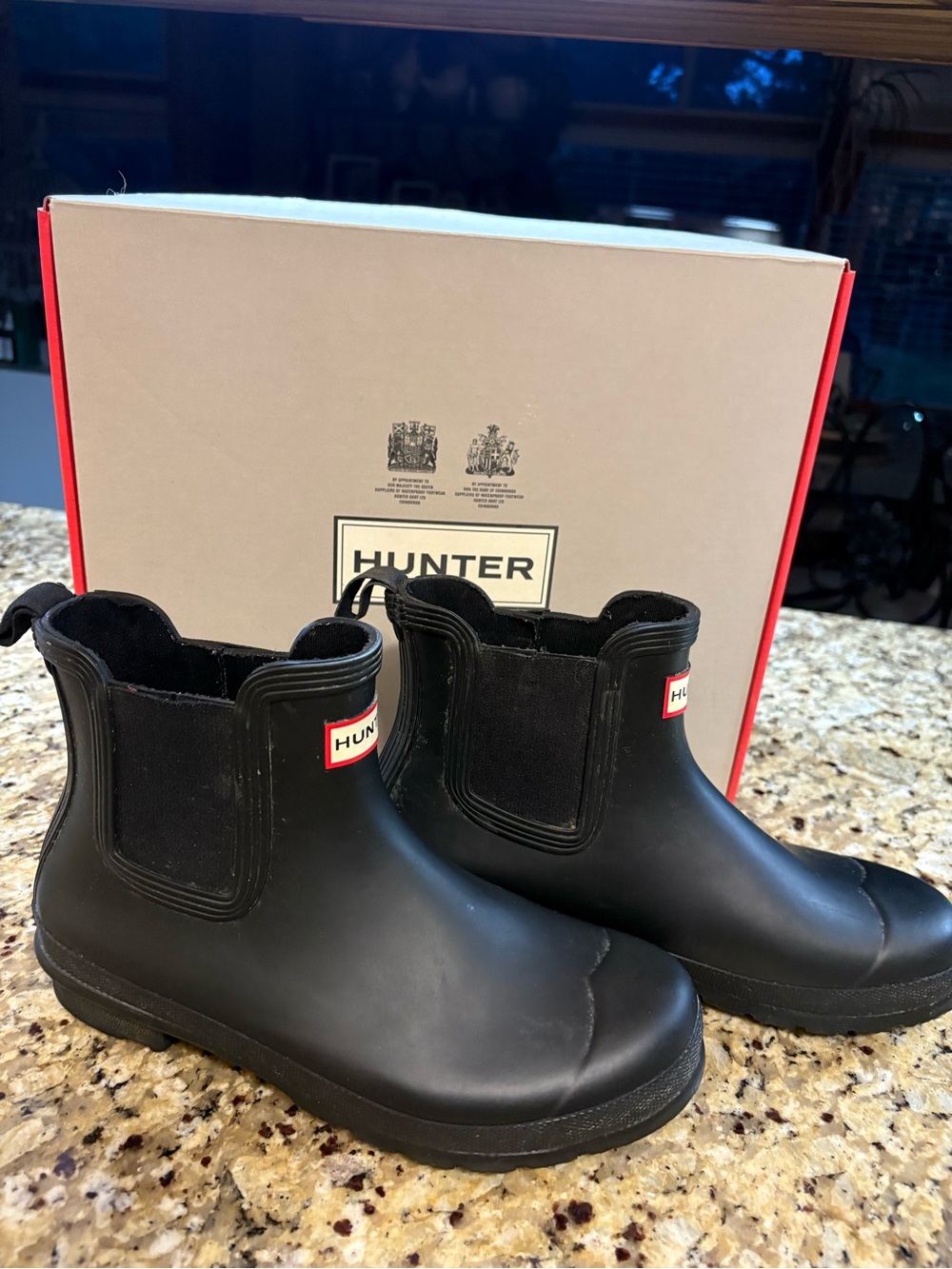 Hunter Woman’s Black Chelsea Rain Boots